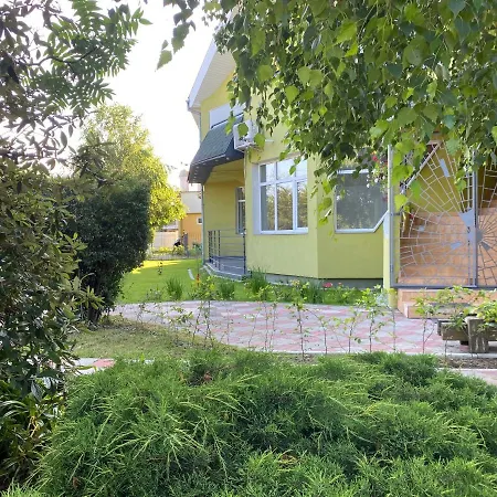 Авіа Apartment Uzhhorod Exterior photo