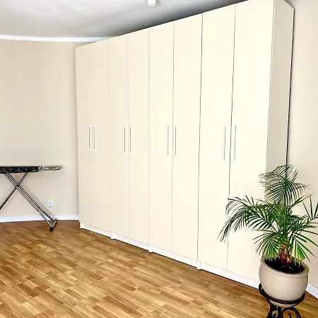 Авіа Apartment Uzhhorod Exterior photo