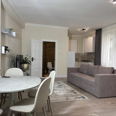 Авіа Apartment Uzhhorod Exterior photo
