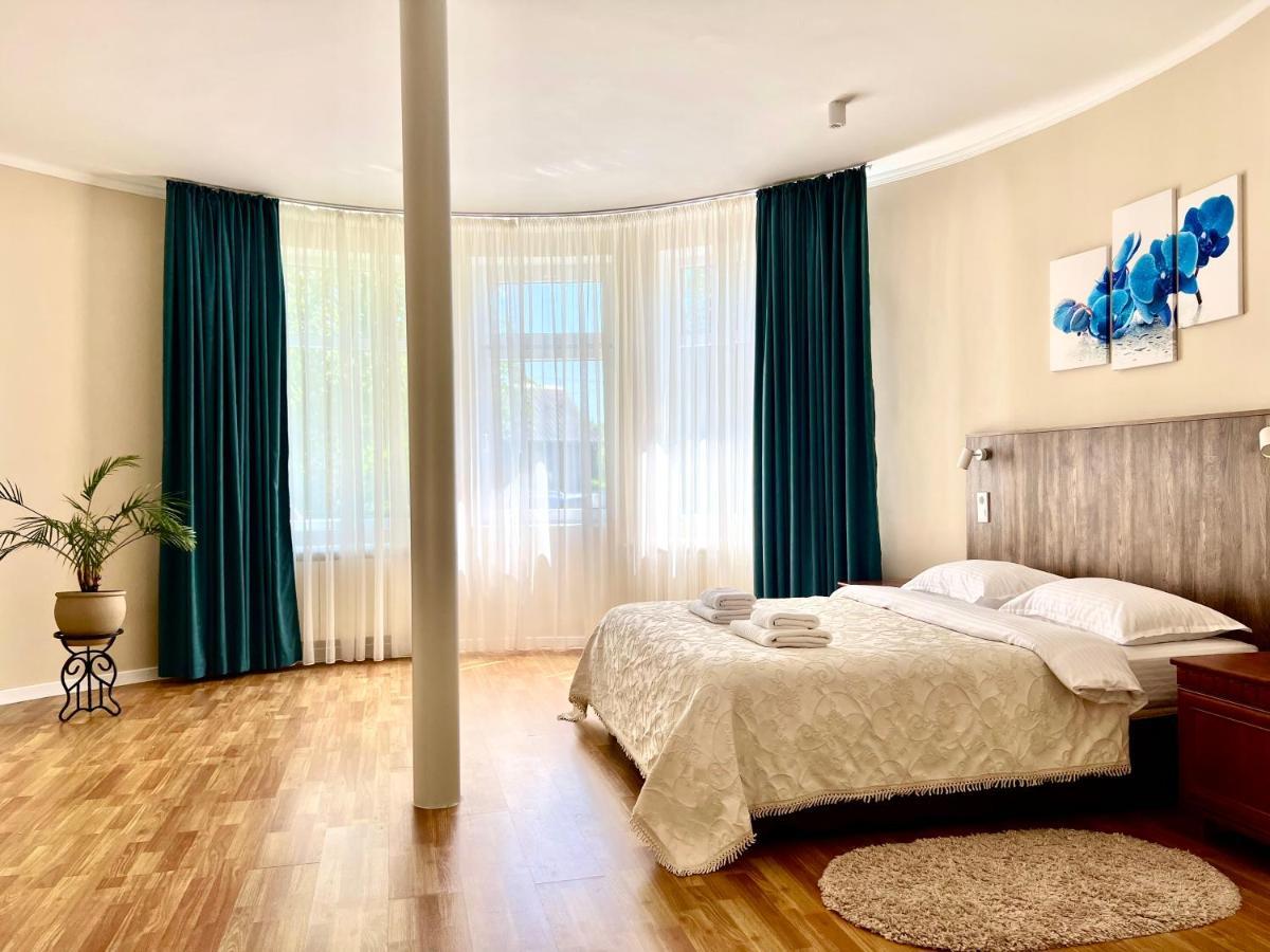 Apartment авіа *