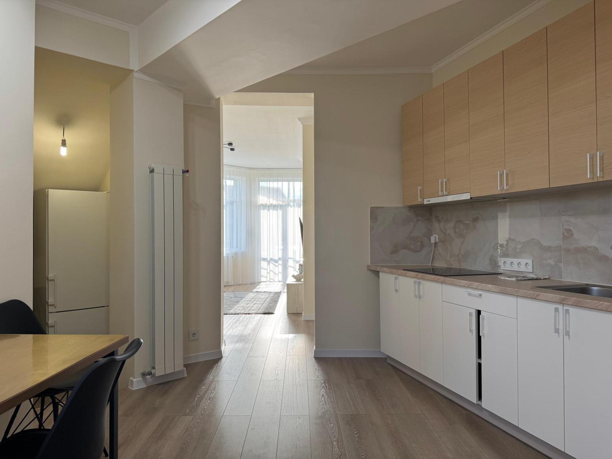 авіа Apartment