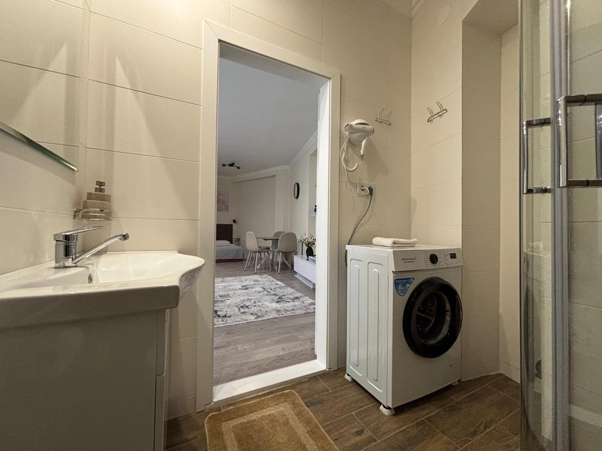 авіа Apartment