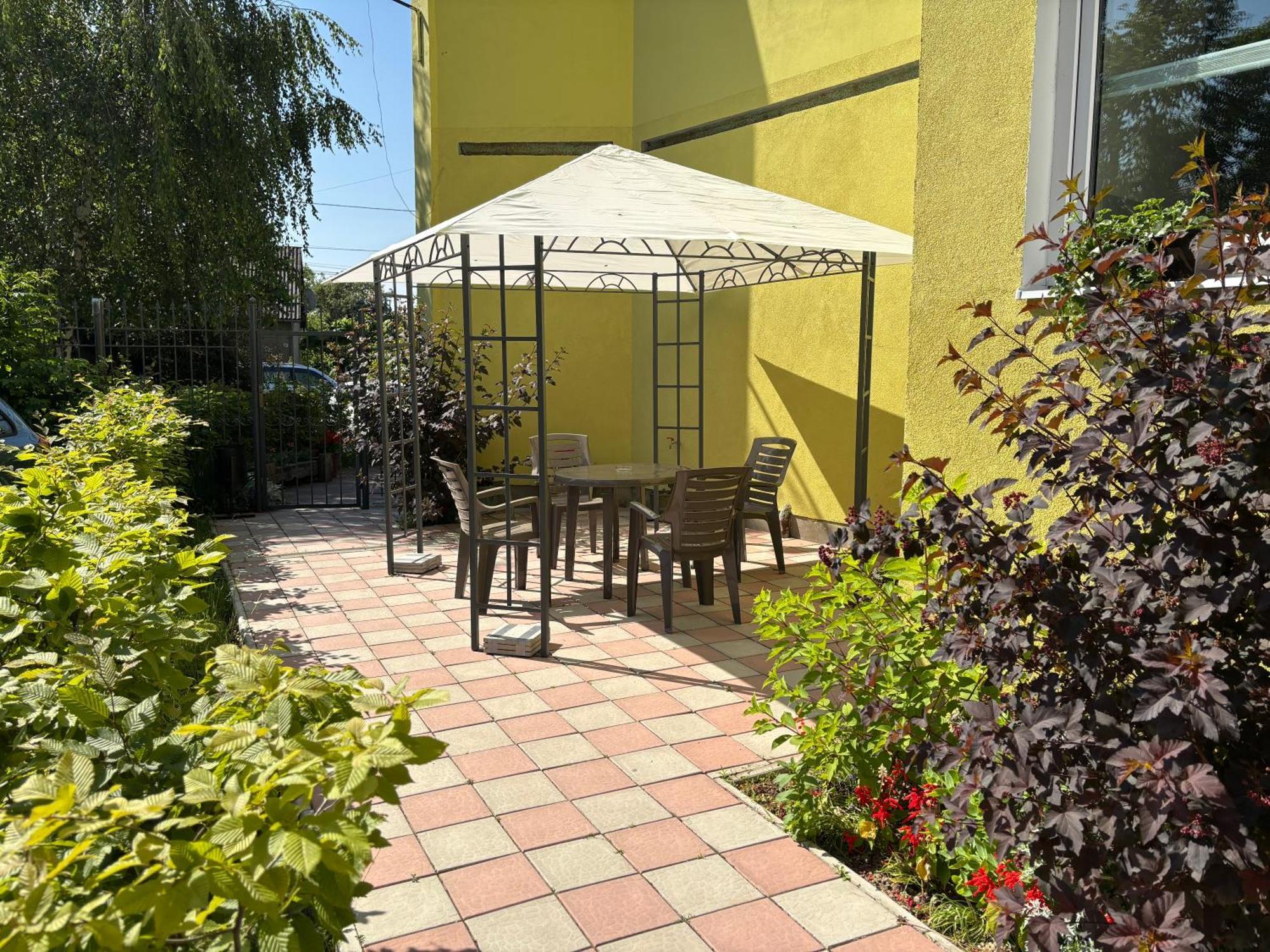 Apartment авіа *